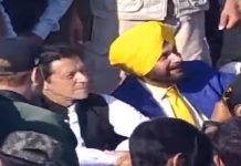 ਜਥੇ ਨੂੰ ਲੈਣ ਟਰਮੀਨਲ ਤੱਕ ਲੈਣ ਆਏ ਇਮਰਾਨ ਖਾਨ