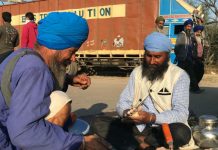 ਕਿਸਾਨਾਂ ਦੇ ਦਿੱਲੀ ਦੇ ਬਾਹਰ ਡੇਰੇ- ਰਾਜਧਾਨੀ ‘ਚ ਜਾਣ ਤੋਂ ਇਨਕਾਰ