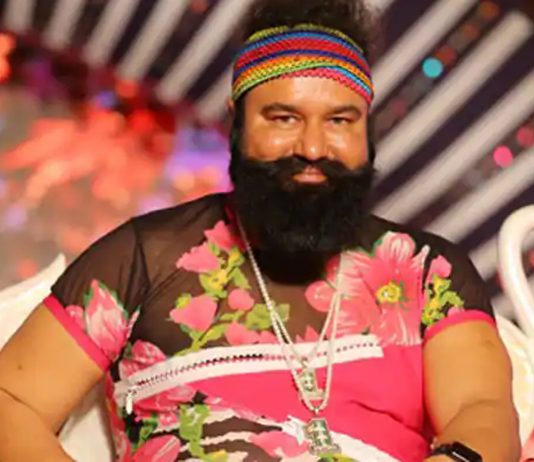 ਡੇਰਾ ਮੁਖੀ ਨੇ ਫਿਰ ਮੰਗੀ 20 ਦਿਨ ਦੀ ਪੈਰੋਲ