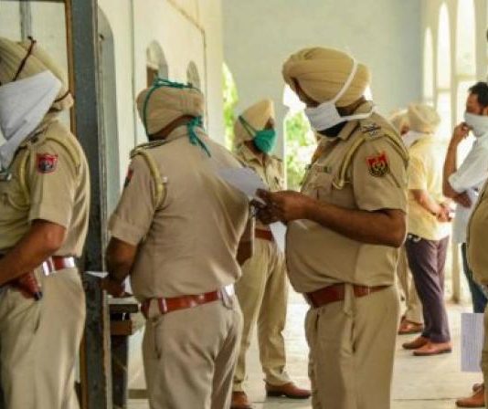 ਪੰਜਾਬ ਸਰਕਾਰ ਨੇ ਡਰੱਗਜ਼ ਮਾਮਲਿਆਂ ਵਿਚ ਗਵਾਹੀ ਲਈ ਪੇਸ਼ ਨਾ ਹੋਣ ਵਾਲੇ ਪੁਲਿਸ ਮੁਲਾਜ਼ਮਾਂ ਨੂੰ ਬਰਖ਼ਾਸਤ ਕਰਨ ਦਾ ਕੀਤਾ ਫ਼ੈਸਲਾ