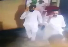 ‘ਆਪ’ ਆਗੂਆਂ ਨੇ ਖੋਹੇ 50 ਹਜ਼ਾਰ ਰੁਪਏ