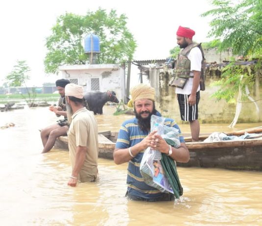 ਪੰਜਾਬ ‘ਚ ਮੌਤਾਂ ਦੀ ਗਿਣਤੀ 26 ਹੋਈ, 1300 ਤੋਂ ਵੱਧ ਪਿੰਡ ਹੜ੍ਹਾਂ ਦੀ ਲਪੇਟ ’ਚ