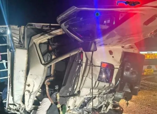 ਭਿਆਨਕ ਸੜਕ ਹਾਦਸੇ ਵਿਚ ਅੱਠ ਲੋਕਾਂ ਦੀ ਮੌਤ