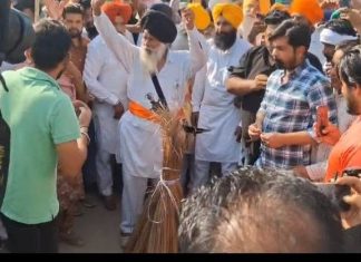 ਪਰਵਿੰਦਰ ਝੋਟਾ ਕਤਲ ਮਾਮਲਾ: ਪੂਰੇ ਪੰਜਾਬ ’ਚ ਝਾੜੂ ਫੂਕ ਮੁਜ਼ਾਹਰੇ