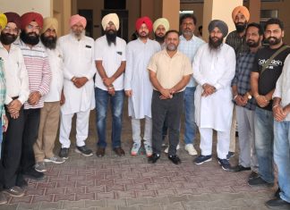ਪੱਤਰਕਾਰਾਂ ਦੀਆਂ ਮੰਗਾਂ ਨੂੰ ਲੈ ਕੇ ਪੰਜਾਬ ਐਂਡ ਚੰਡੀਗੜ੍ਹ ਜਰਨਲਿਸਟ ਯੂਨੀਅਨ ਦੀ ਬਠਿੰਡਾ ਇਕਾਈ ਨੇ ਕੈਬਨਿਟ ਮੰਤਰੀ ਗੁਰਮੀਤ ਸਿੰਘ ਖੁੱਡੀਆਂ ਨੂੰ ਦਿੱਤਾ ਮੰਗ ਪੱਤਰ
